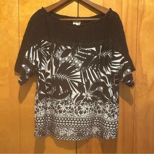 Fig and Flower Liquid Knit 3x Black White Abstract Print-Lace Crochet Yoke-Artsy